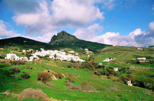 Venetian castle & the village Tripotamos